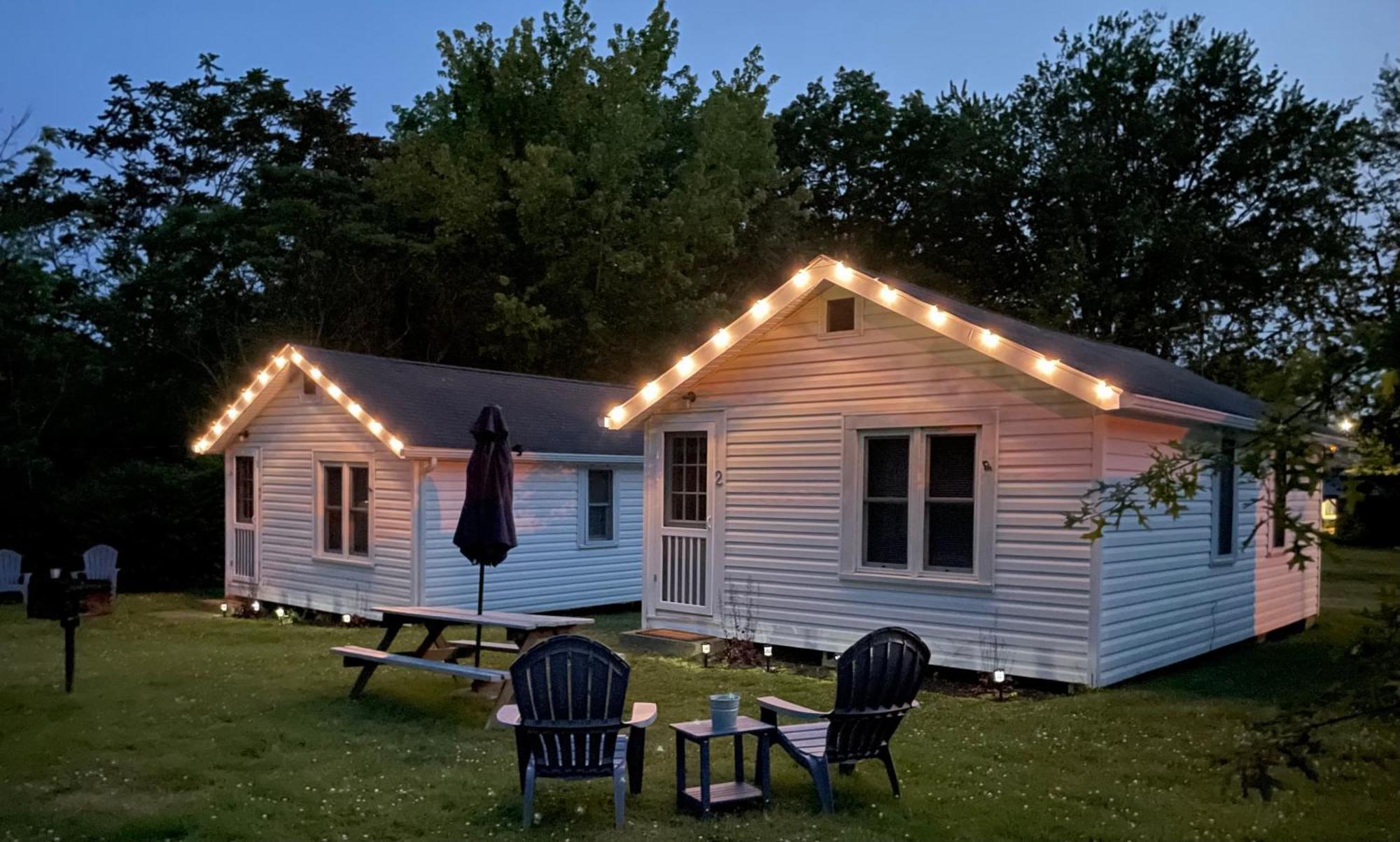 Drop Anchor Cottages And Lake House Geneva-on-the-Lake Εξωτερικό φωτογραφία